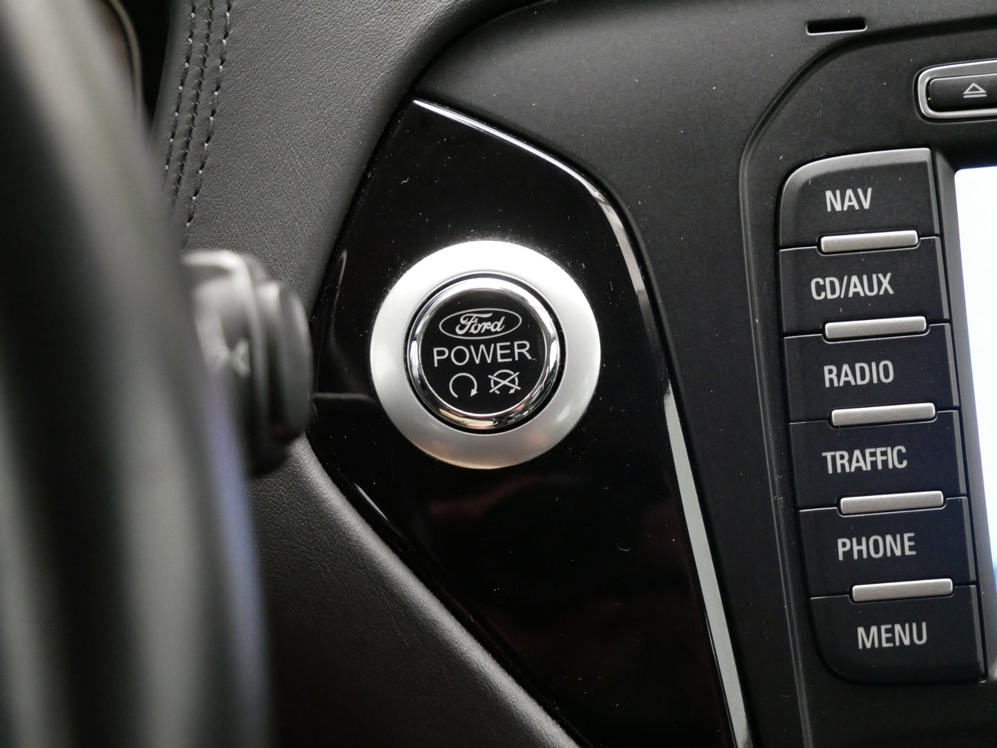 Ford Mondeo 2.0 TDCI/103kW/AUTOMAT/TITANIUM/KAMERA