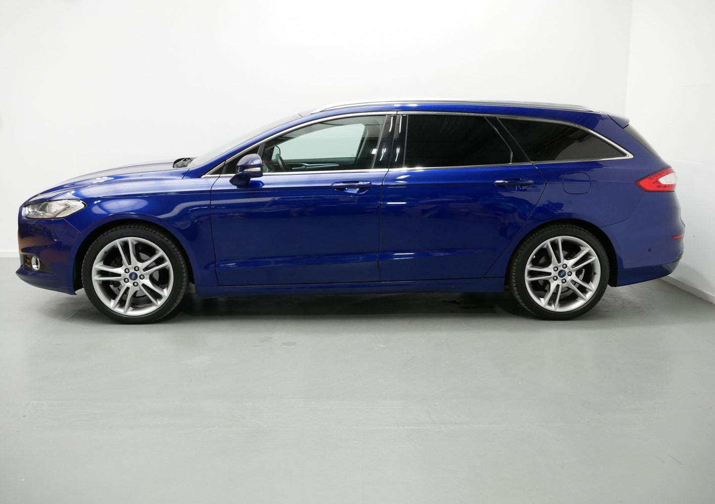 Ford Mondeo 2.0 TDCI/110kW/AUT/TITANIUM/LED/KAMERA