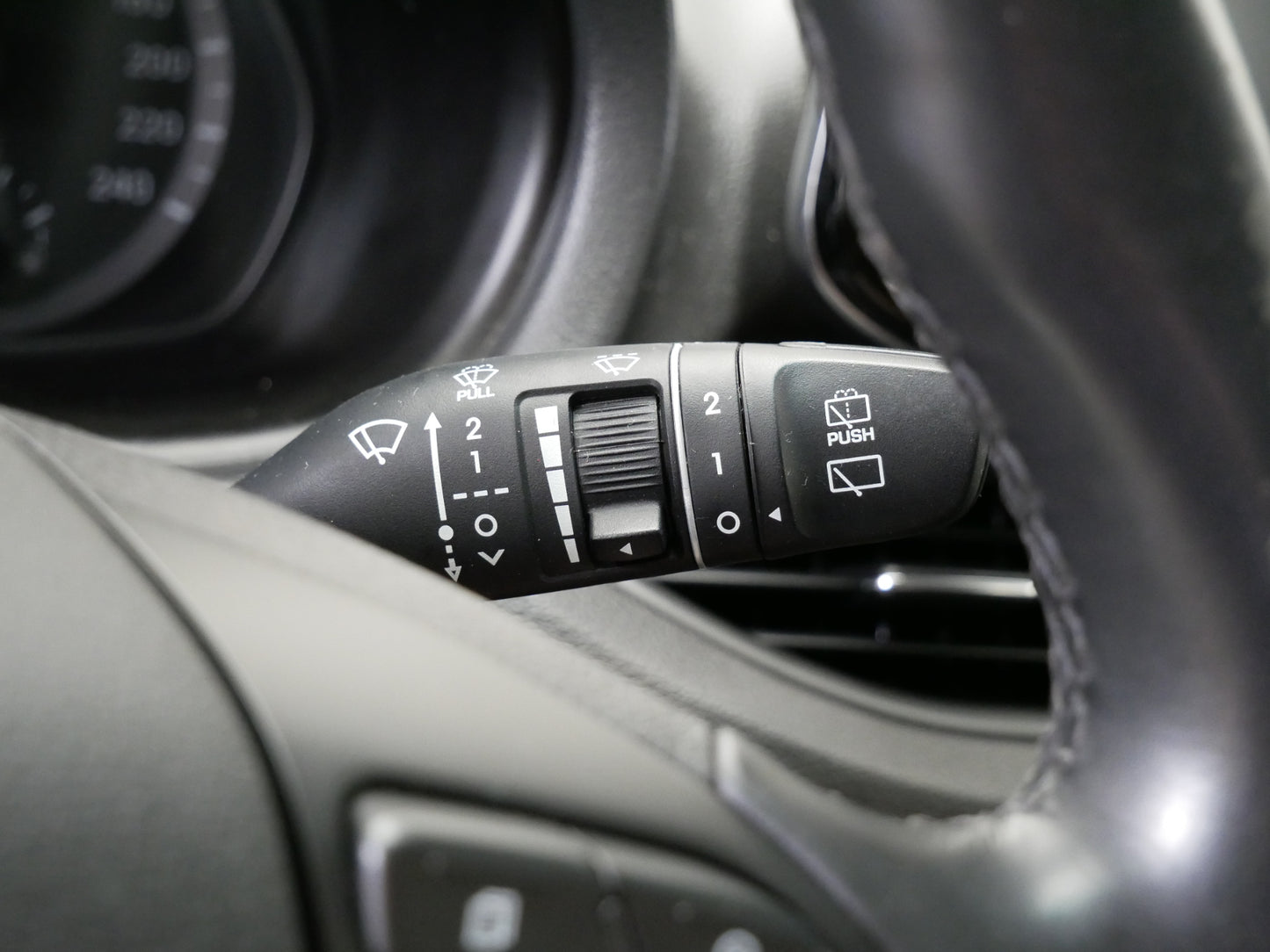 Hyundai i30 1.6 CRDI/85kW/SERVIS/DPH/KAMERA/TEMPOMAT/CZ