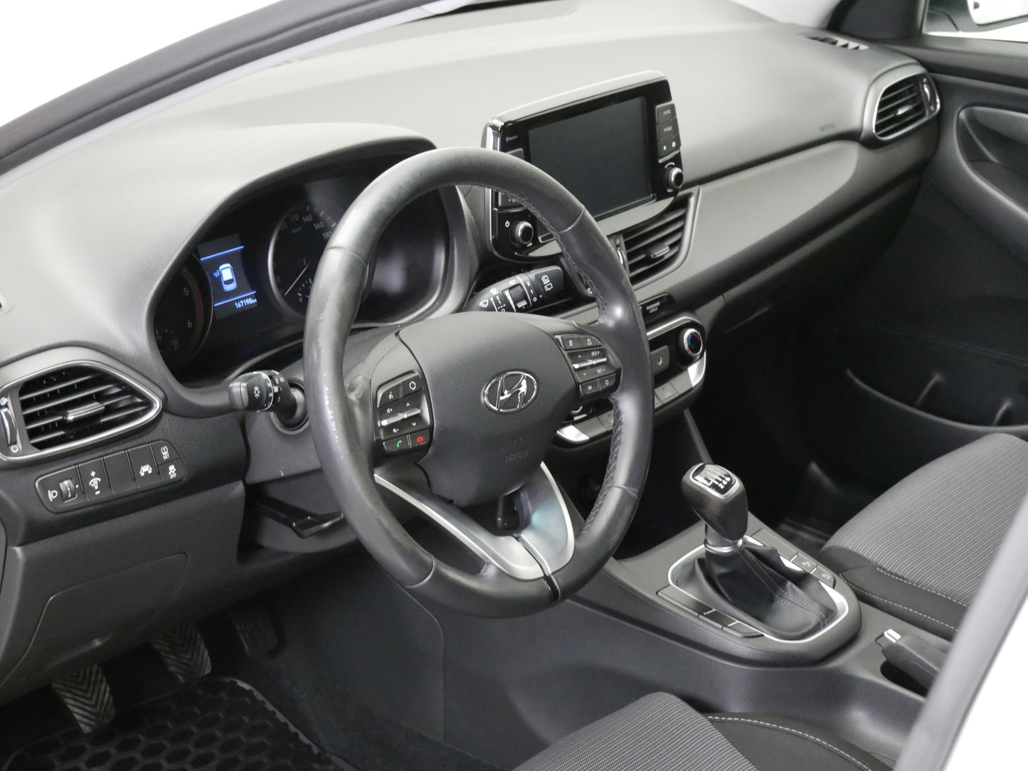 Hyundai i30 1.6 CRDI/85kW/SERVIS/DPH/KAMERA/TEMPOMAT/CZ