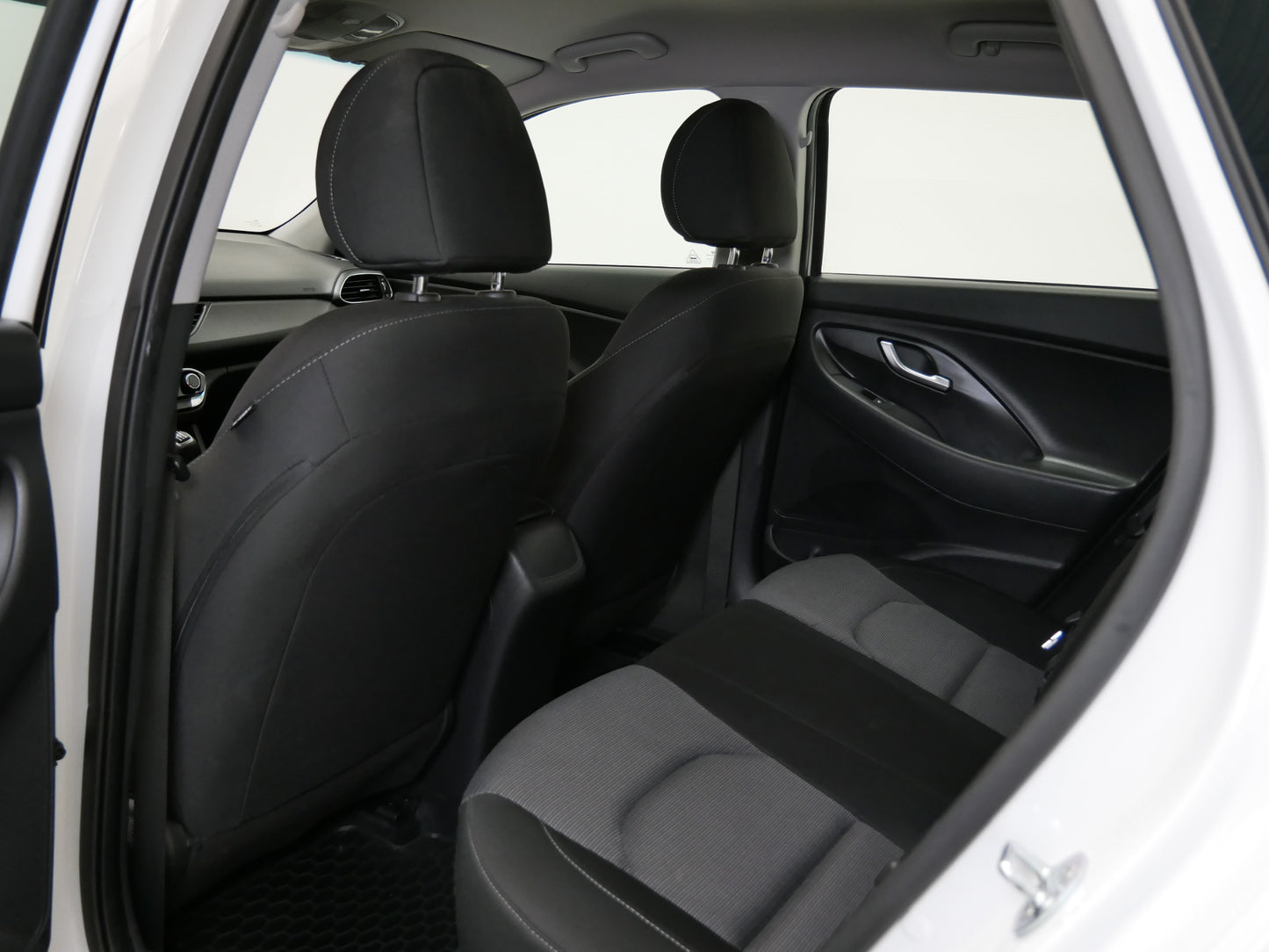 Hyundai i30 1.6 CRDI/85kW/SERVIS/DPH/KAMERA/TEMPOMAT/CZ