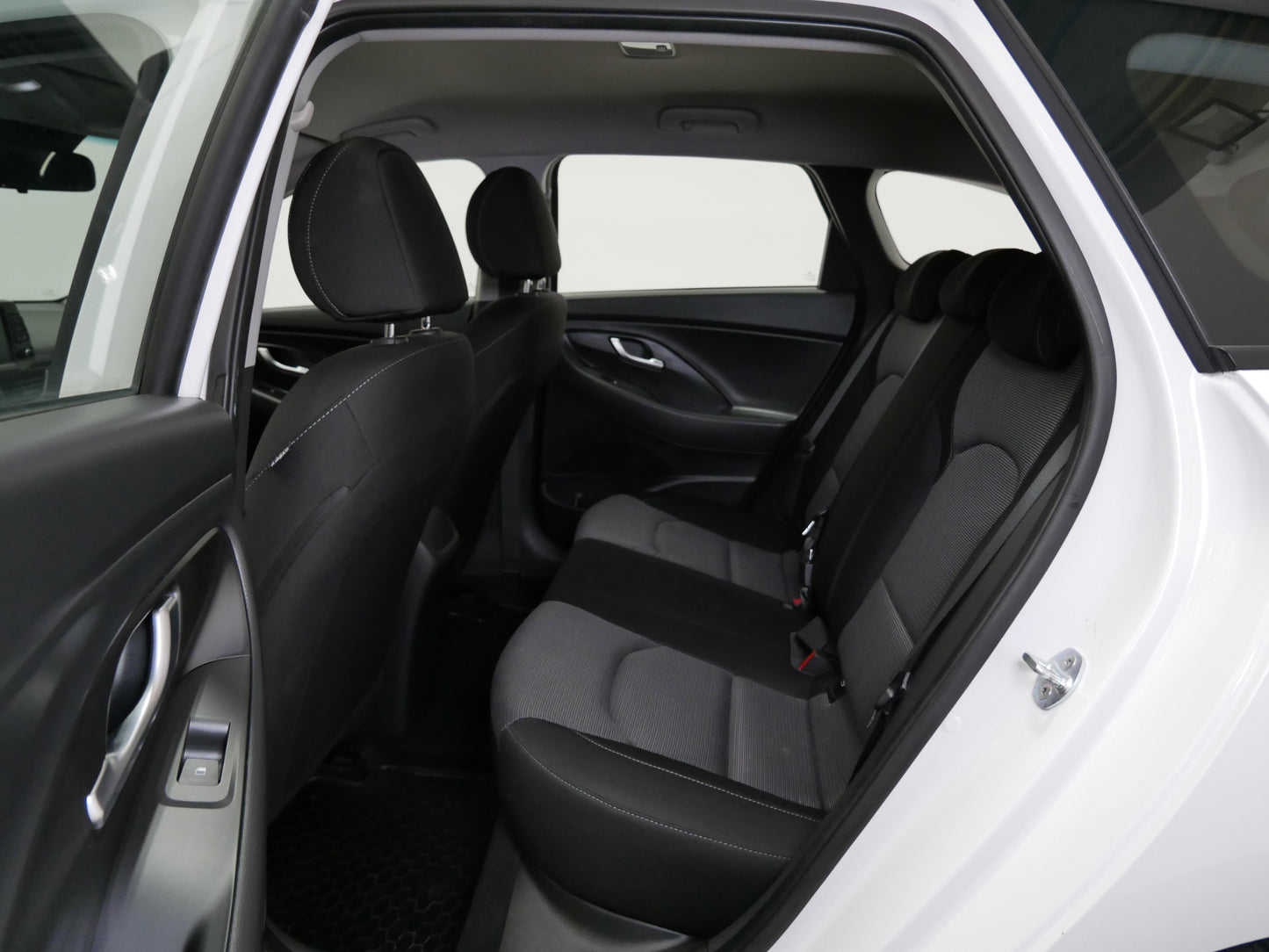 Hyundai i30 1.6 CRDI/85kW/SERVIS/DPH/KAMERA/TEMPOMAT/CZ