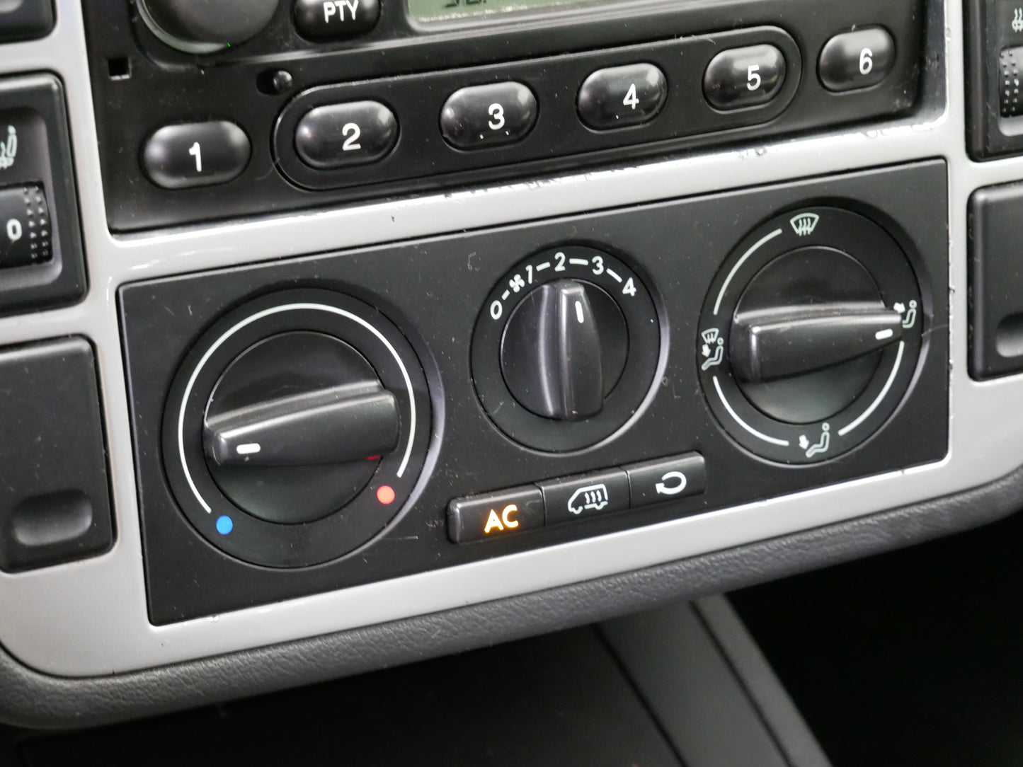 Ford Galaxy 1.9 TDI/85 kW/STK/6-MÍST/KLIMA