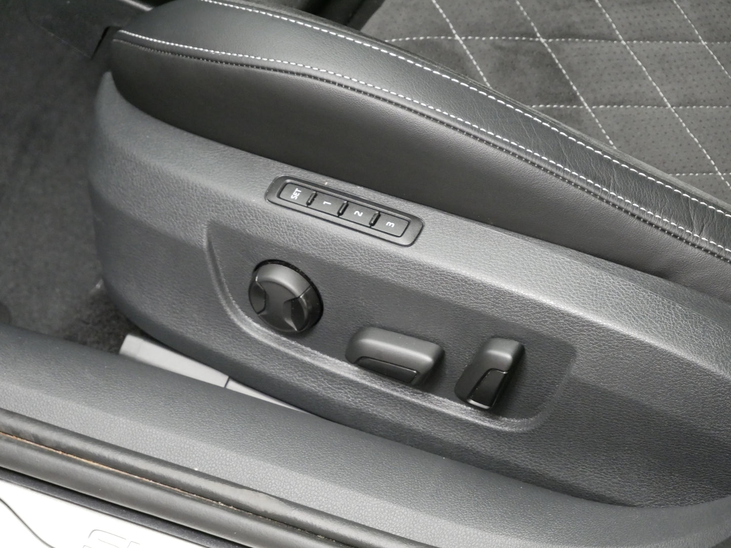 Škoda Superb iV iV 1.4 TSI 160 kW Sportline