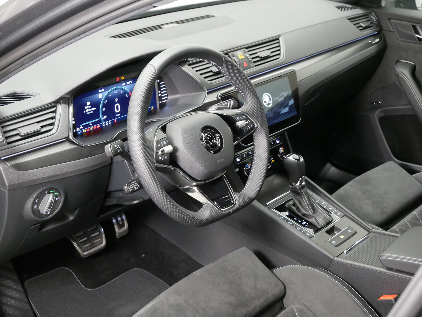 Škoda Superb iV iV 1.4 TSI 160 kW Sportline