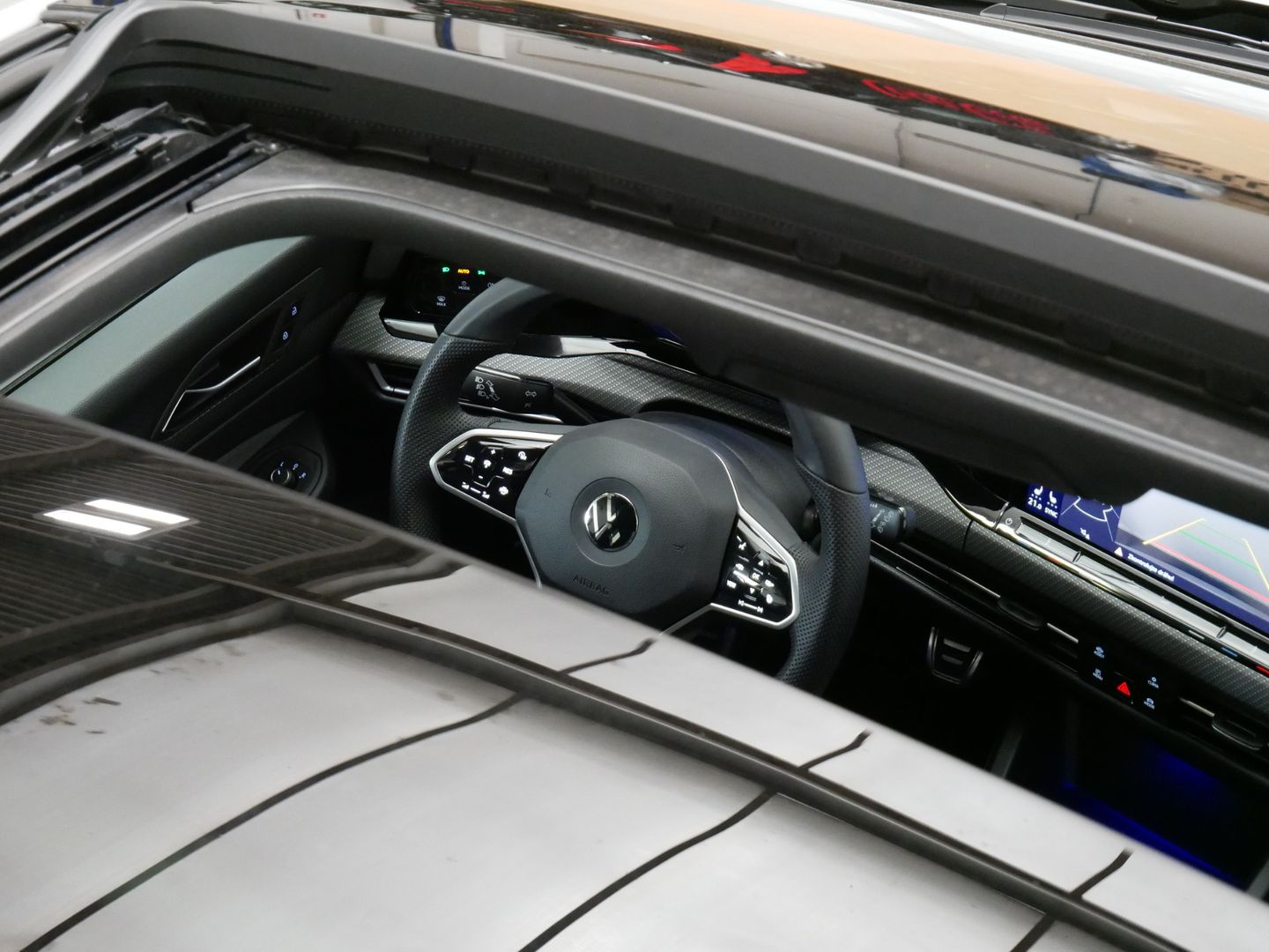 Volkswagen Golf 1.5 TSI/110 kW/R-LINE/PANO/LED/CZ/DPH
