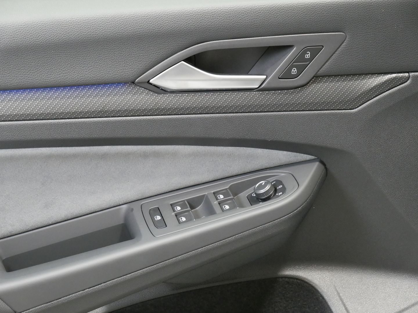 Volkswagen Golf 1.5 TSI/110 kW/R-LINE/PANO/LED/CZ/DPH