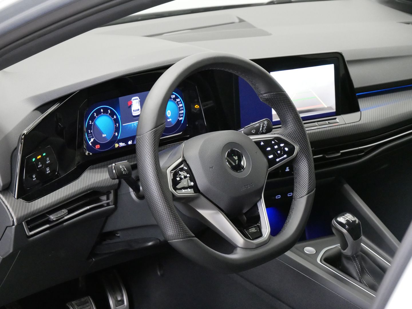 Volkswagen Golf 1.5 TSI/110 kW/R-LINE/PANO/LED/CZ/DPH