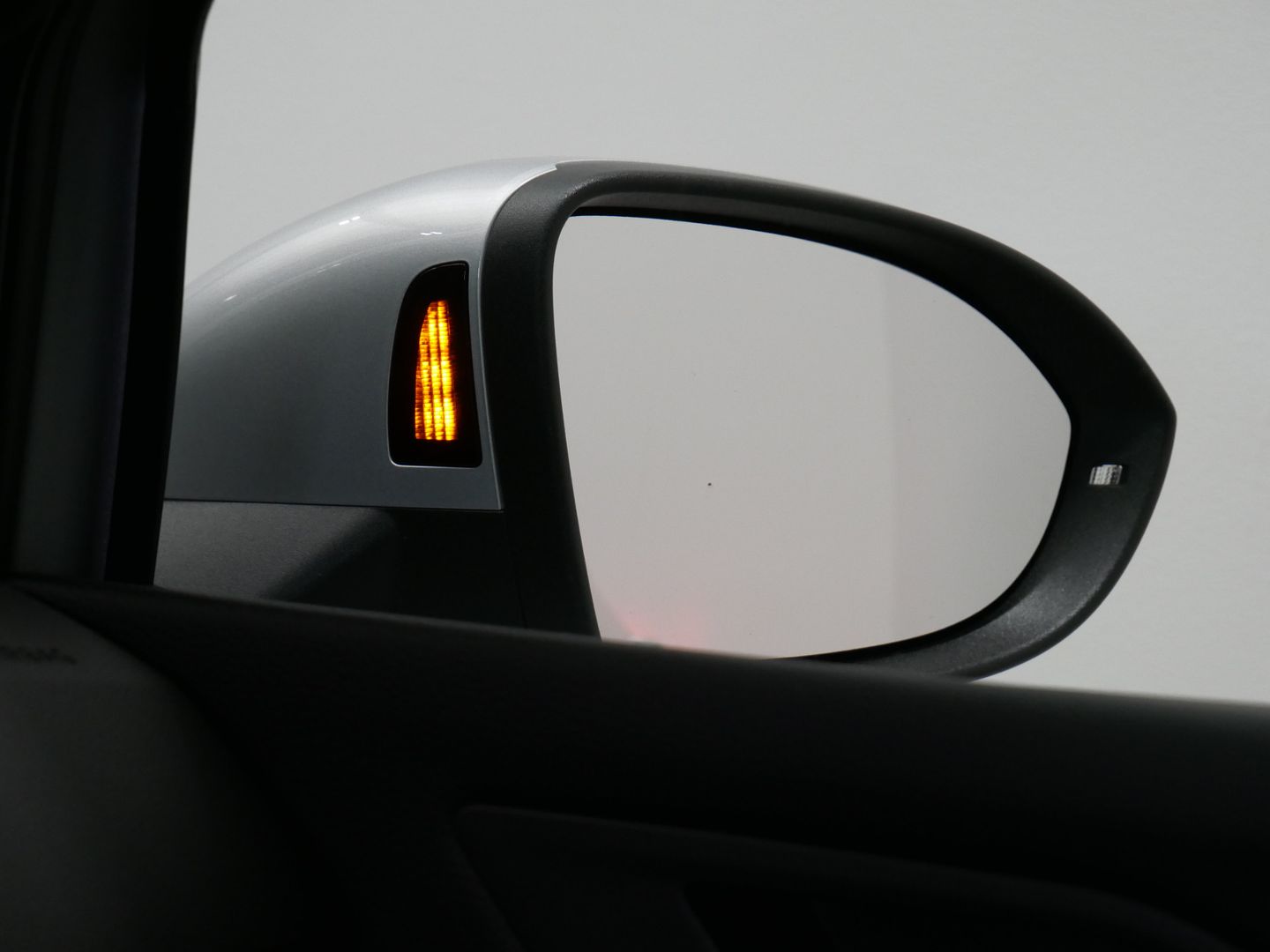 Volkswagen Golf 1.5 TSI/110 kW/R-LINE/PANO/LED/CZ/DPH