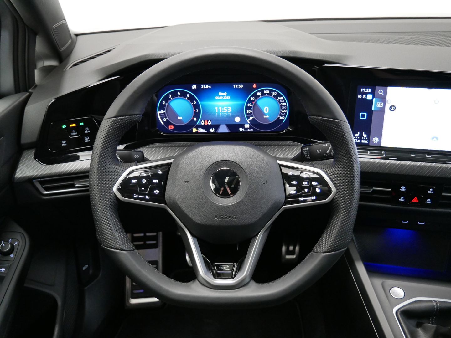 Volkswagen Golf 1.5 TSI/110 kW/R-LINE/PANO/LED/CZ/DPH