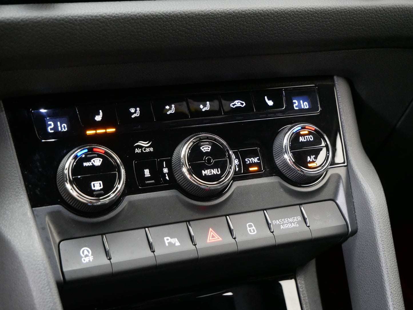Škoda Kodiaq 2.0 TDI/DSG/4x4/SPORTLINE/TAŽNÉ/WEBASTO