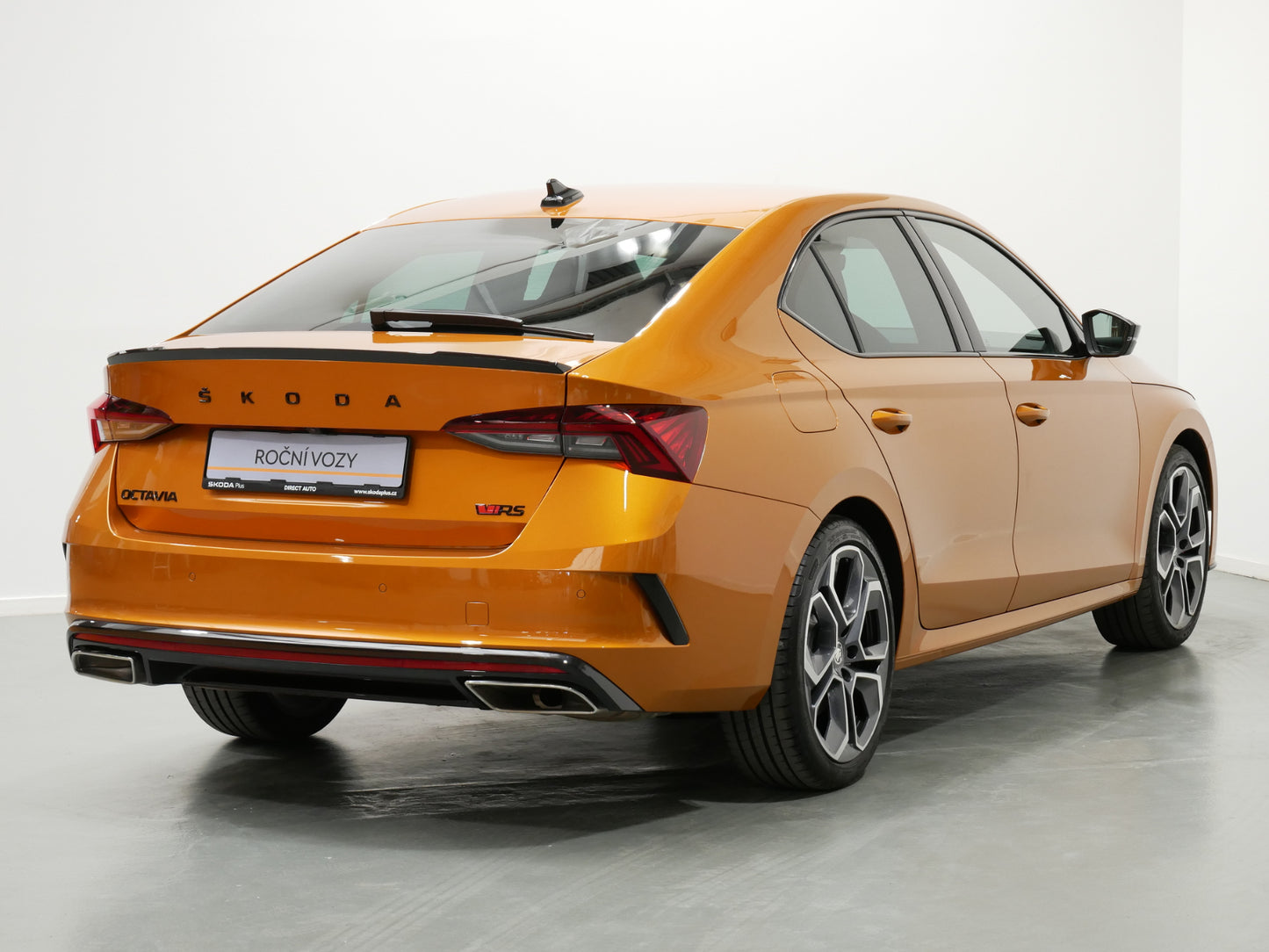 Škoda Octavia RS RS 180 kW/TAŽNÉ/MATRIX/DCC/DPH/CANTON/Sport.SEDÁKY