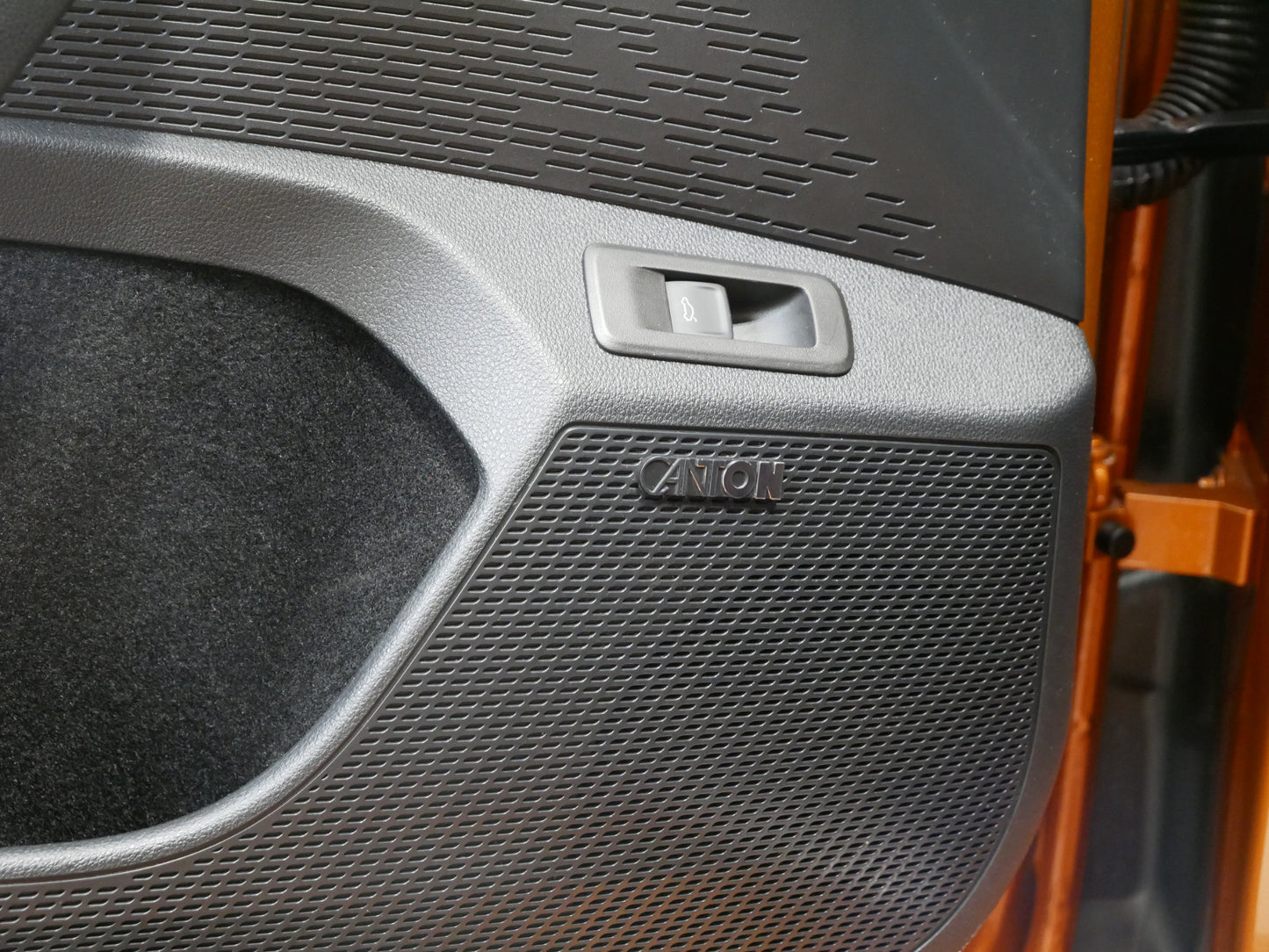 Škoda Octavia RS RS 180 kW/TAŽNÉ/MATRIX/DCC/DPH/CANTON/Sport.SEDÁKY