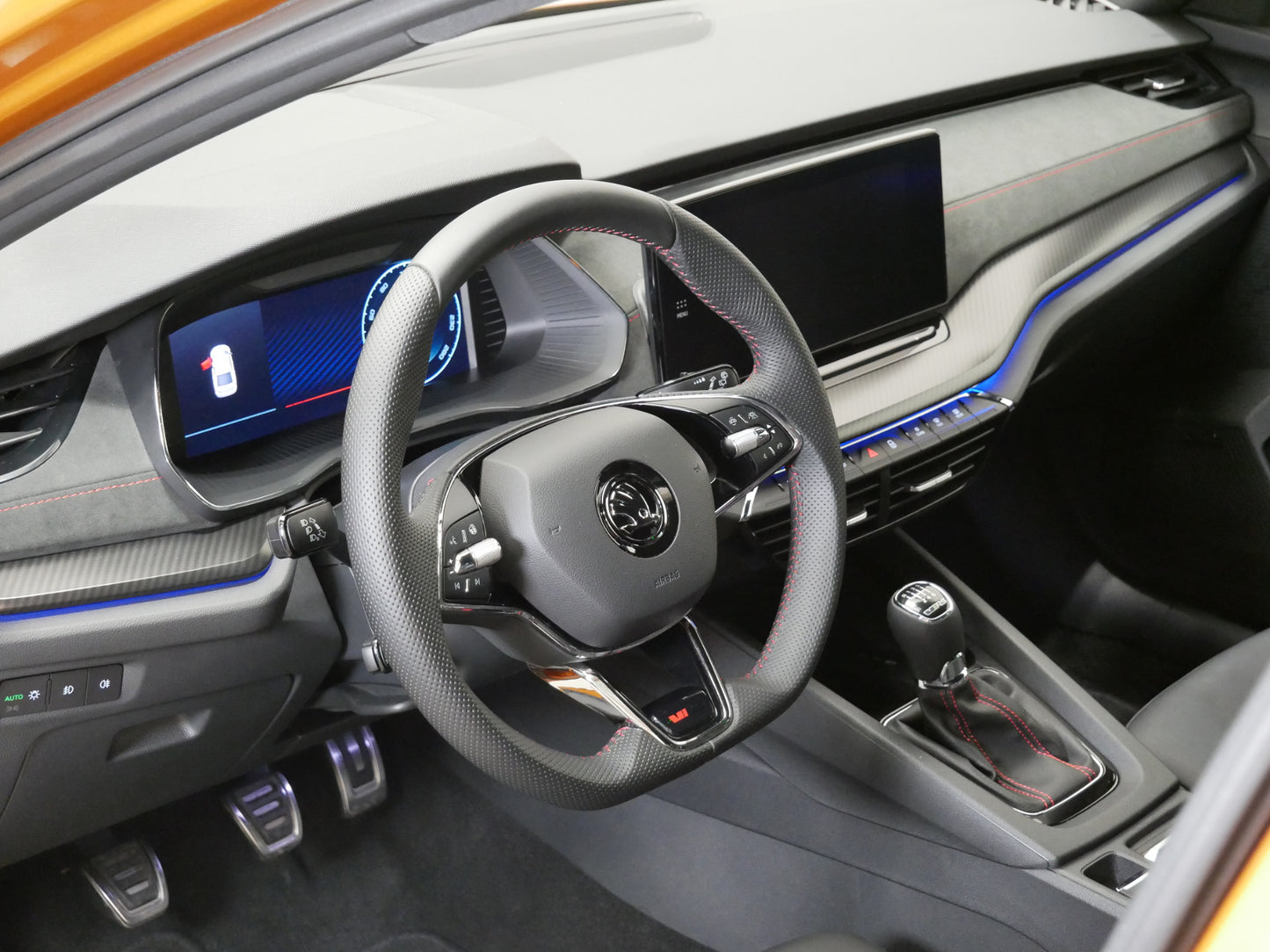 Škoda Octavia RS RS 180 kW/TAŽNÉ/MATRIX/DCC/DPH/CANTON/Sport.SEDÁKY