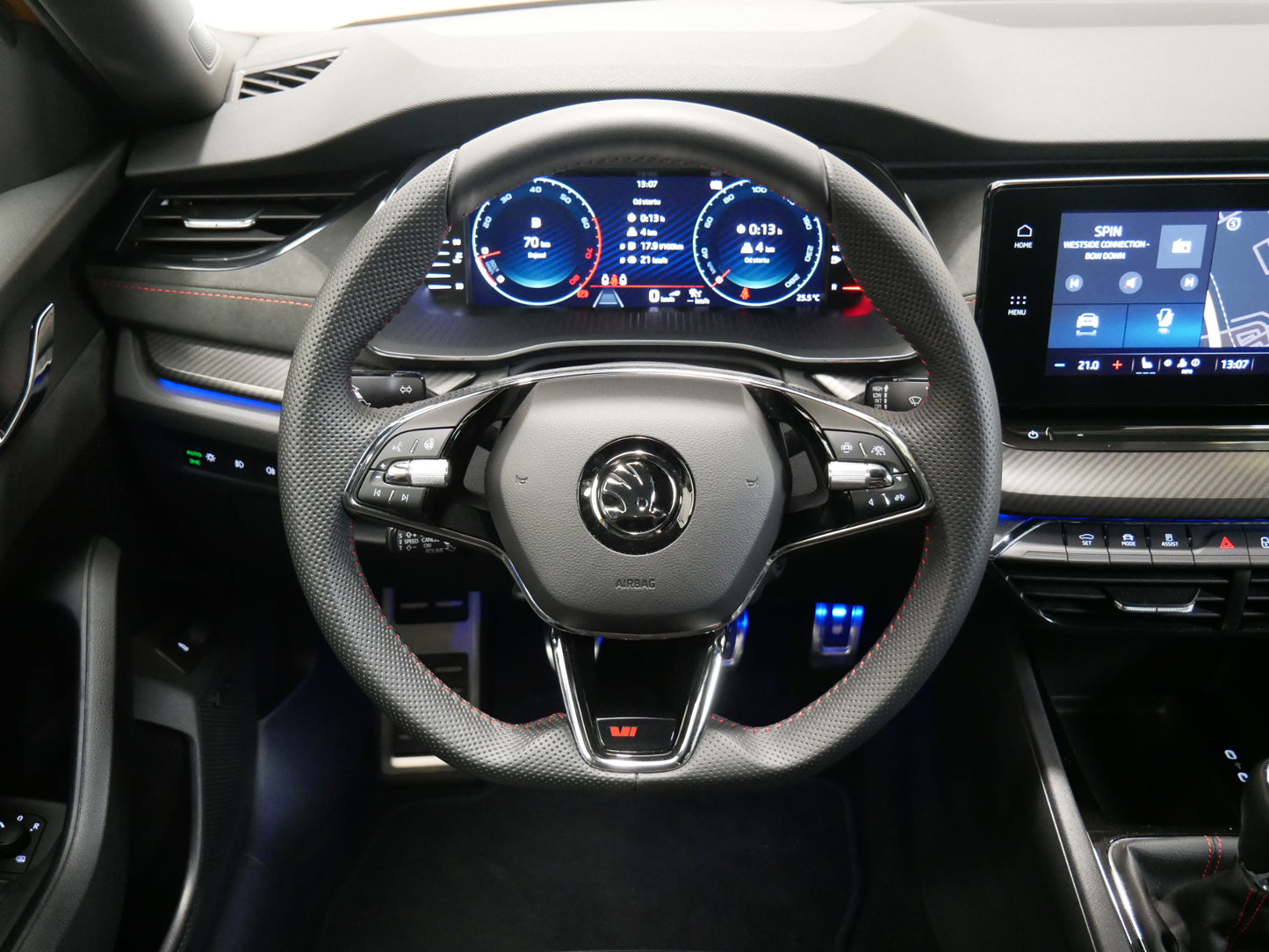 Škoda Octavia RS RS 180 kW/TAŽNÉ/MATRIX/DCC/DPH/CANTON/Sport.SEDÁKY