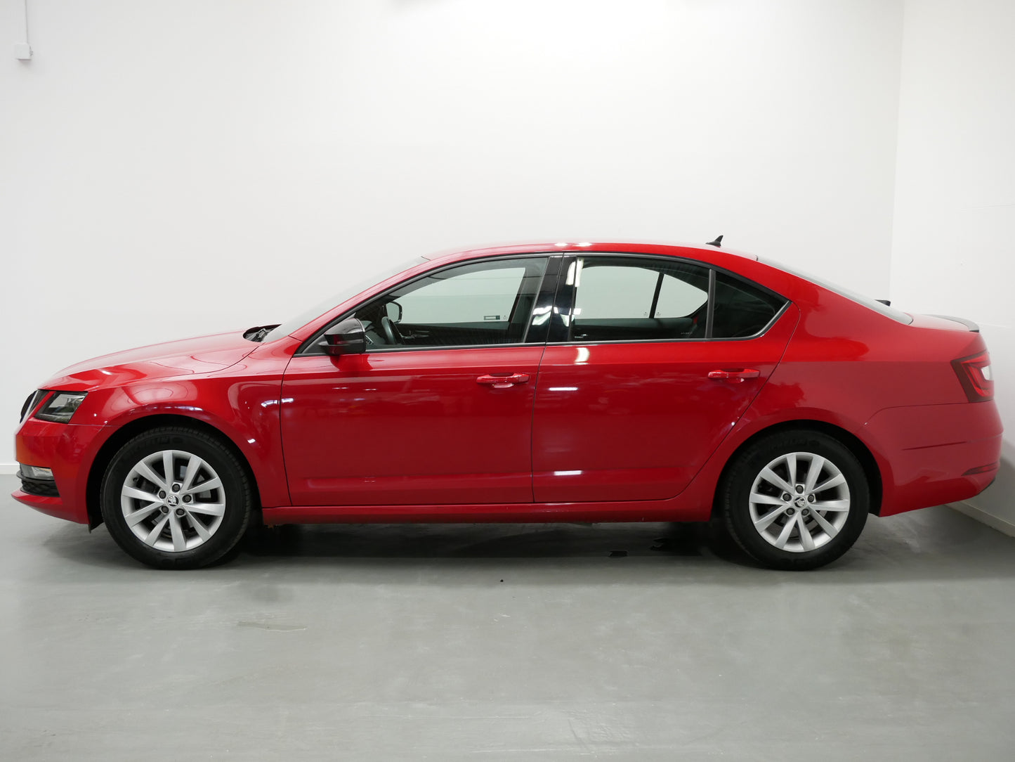 Škoda Octavia 1.5 TSI/110 kW/DSG/STYLE/LEDKY/CZ/DPH