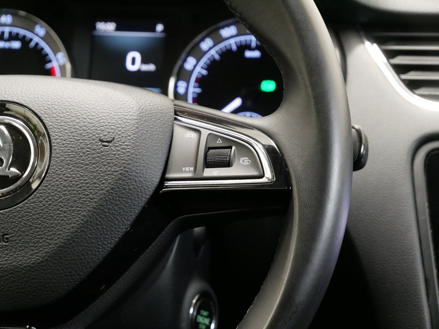 Škoda Octavia 1.5 TSI/110 kW/DSG/STYLE/LEDKY/CZ/DPH