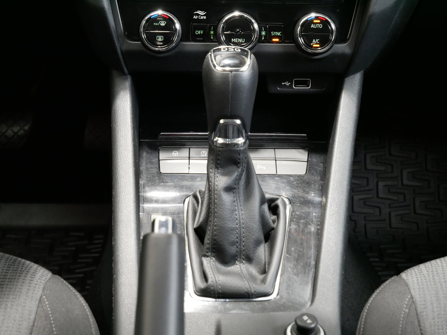 Škoda Octavia 1.5 TSI/110 kW/DSG/STYLE/LEDKY/CZ/DPH