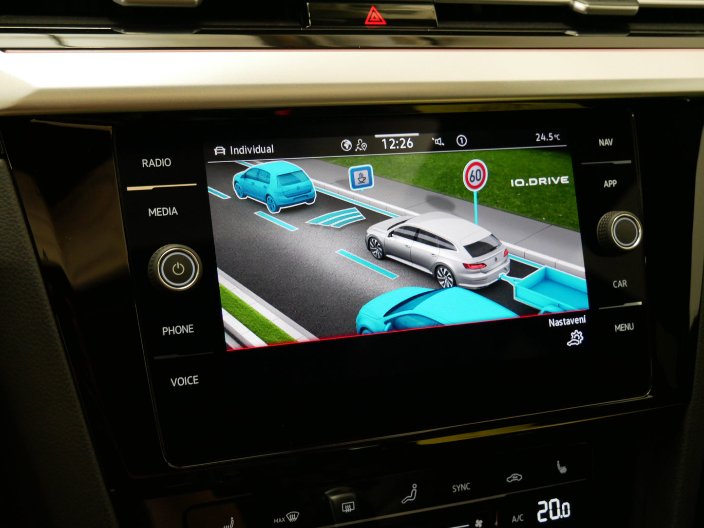 Volkswagen Arteon Shooting Brake DSG/4x4/R-LINE/PANO/TAŽNÉ/WEBASTO/KŮŽE/MASÁŽ