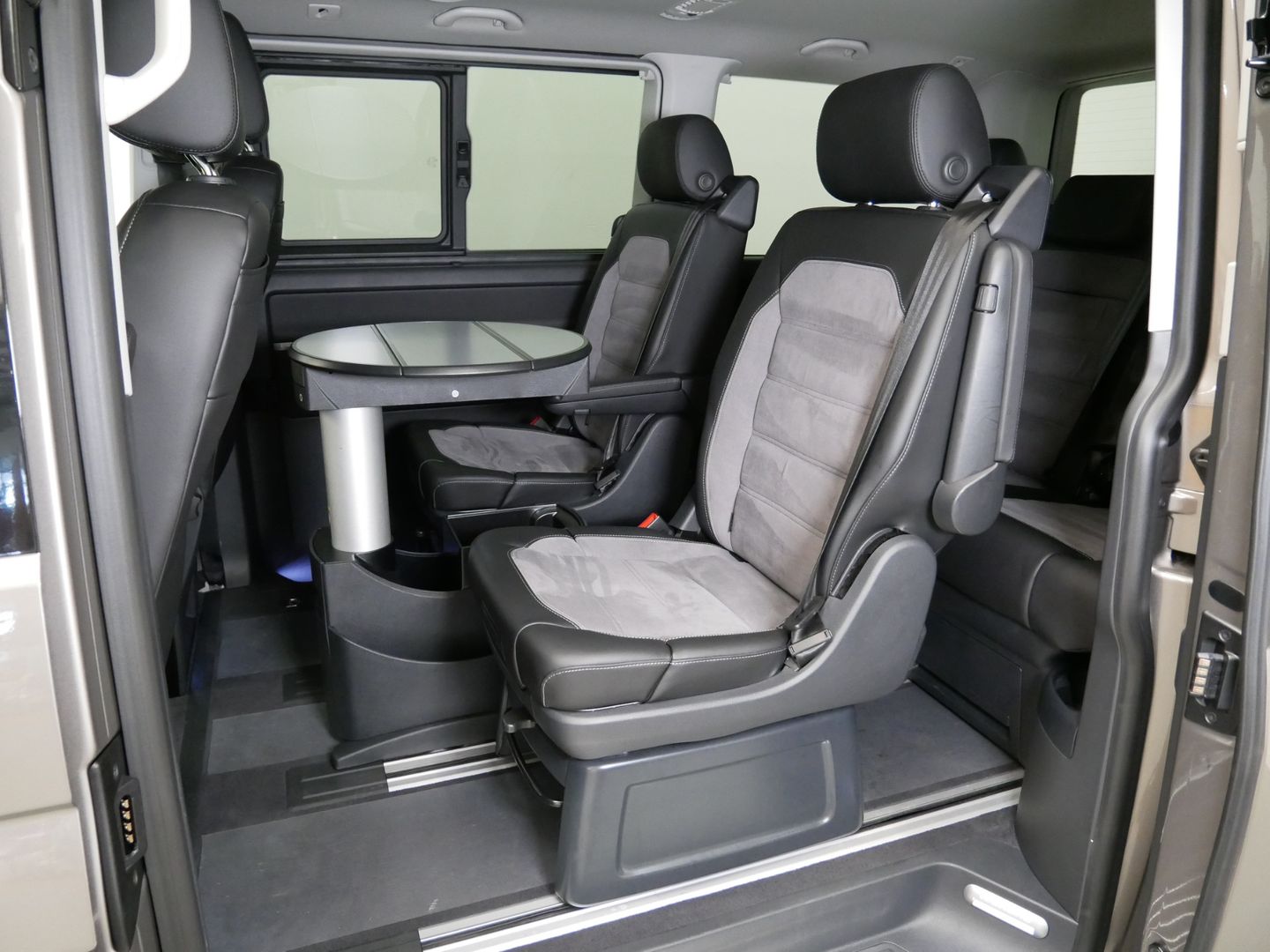 Volkswagen Multivan 2.0 TDI/150kW/4MOTION/TAŽNÉ/A
