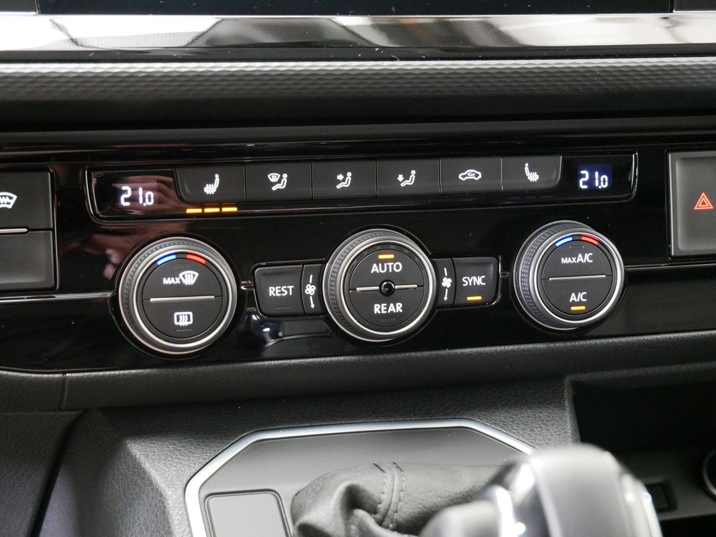 Volkswagen Multivan 2.0 TDI/150kW/4MOTION/TAŽNÉ/A