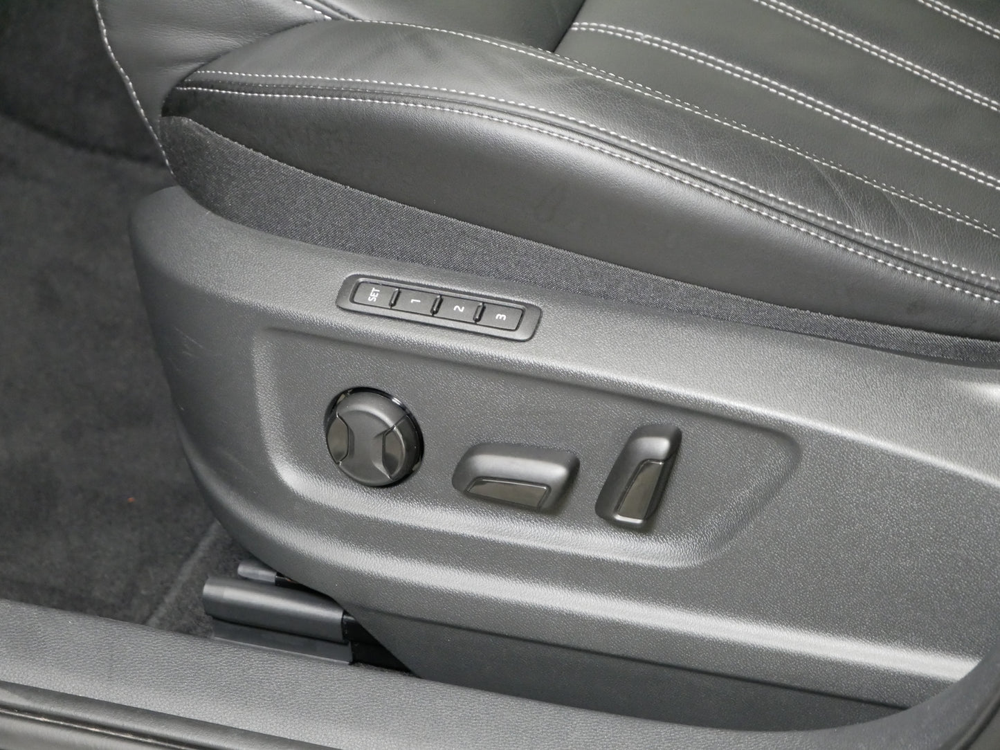 Škoda Karoq DSG/Sportline/WEBASTO/KAMERA