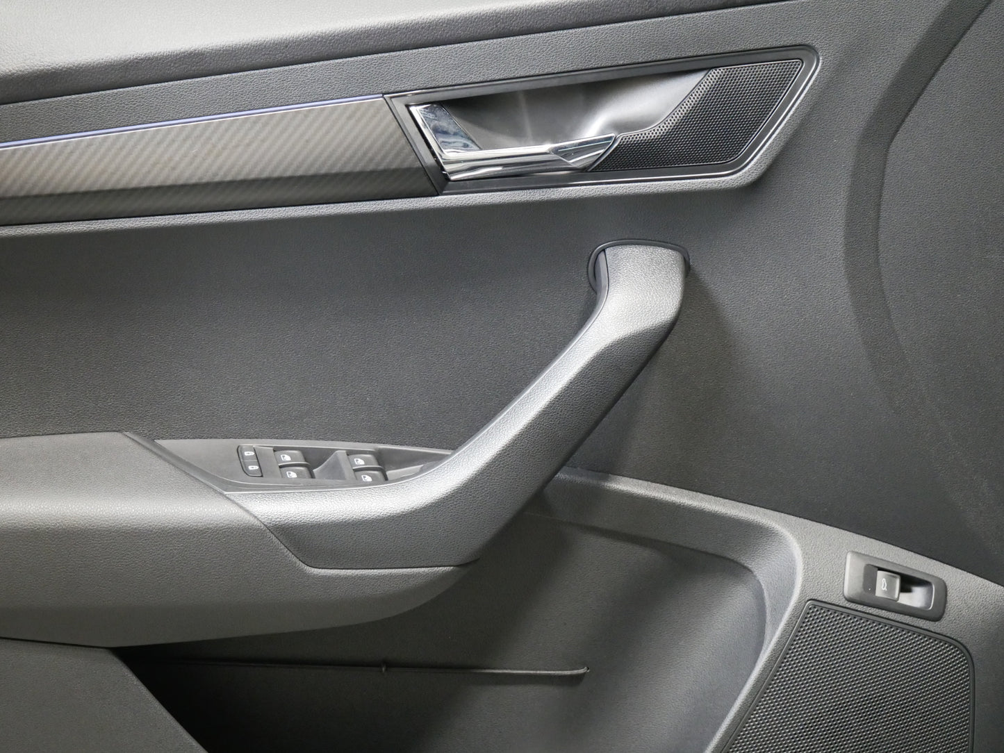 Škoda Karoq DSG/Sportline/WEBASTO/KAMERA