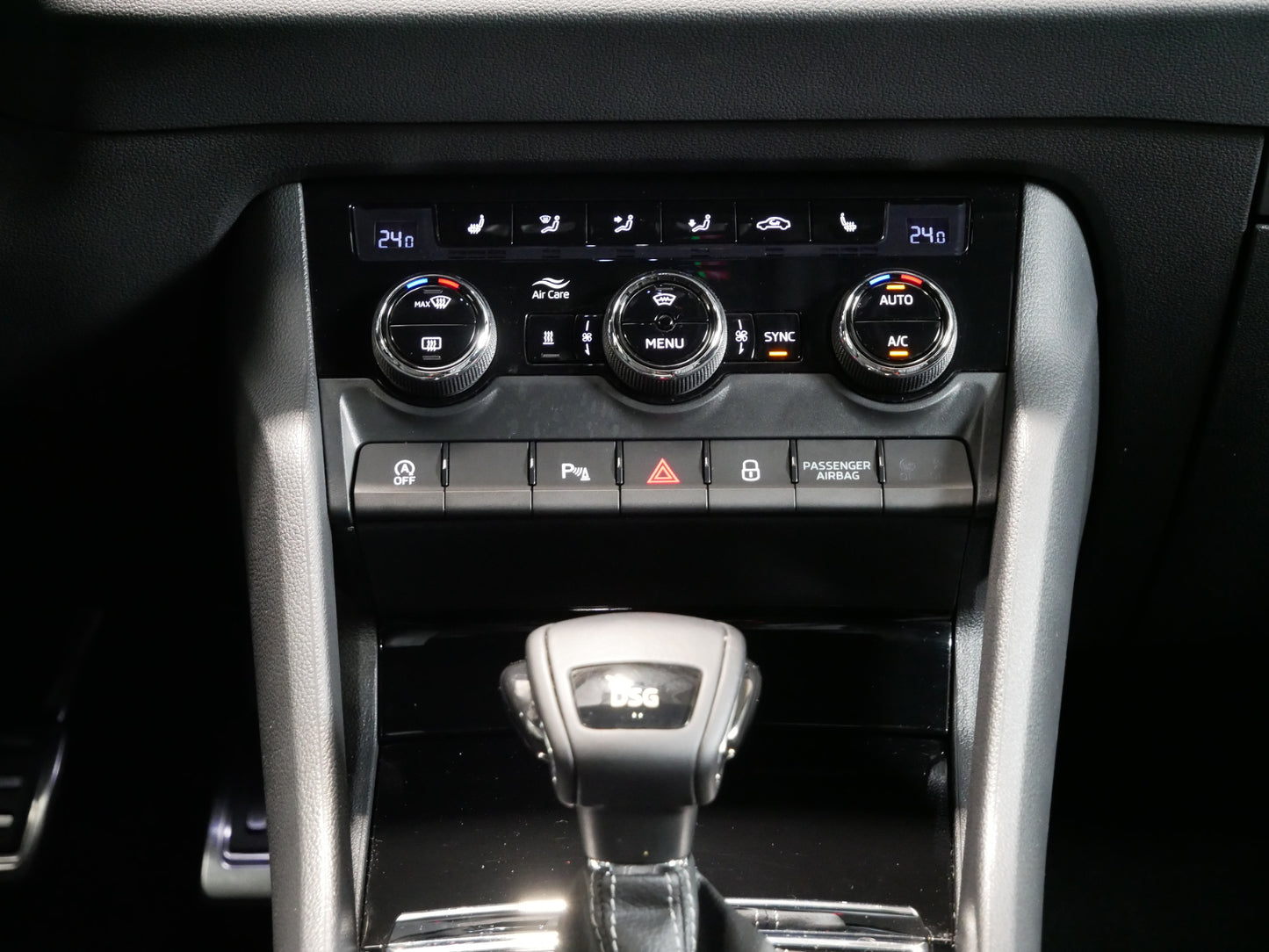 Škoda Karoq DSG/Sportline/WEBASTO/KAMERA