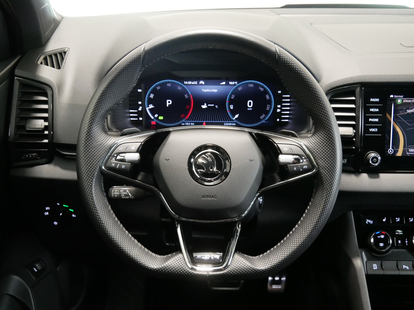Škoda Karoq DSG/Sportline/WEBASTO/KAMERA