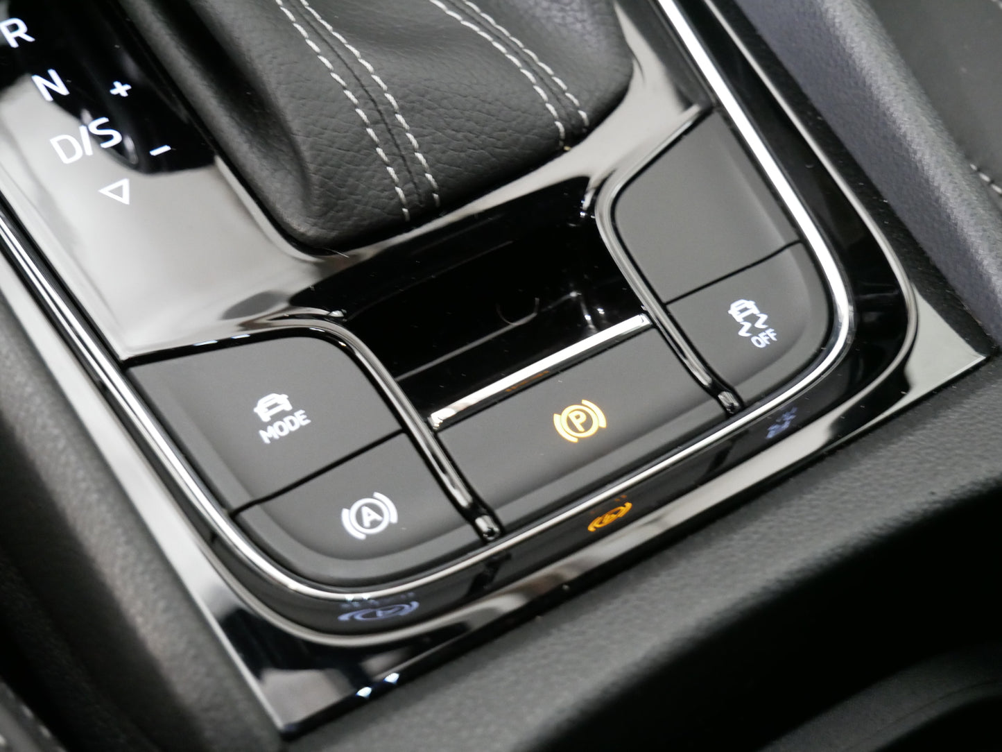 Škoda Karoq DSG/Sportline/WEBASTO/KAMERA