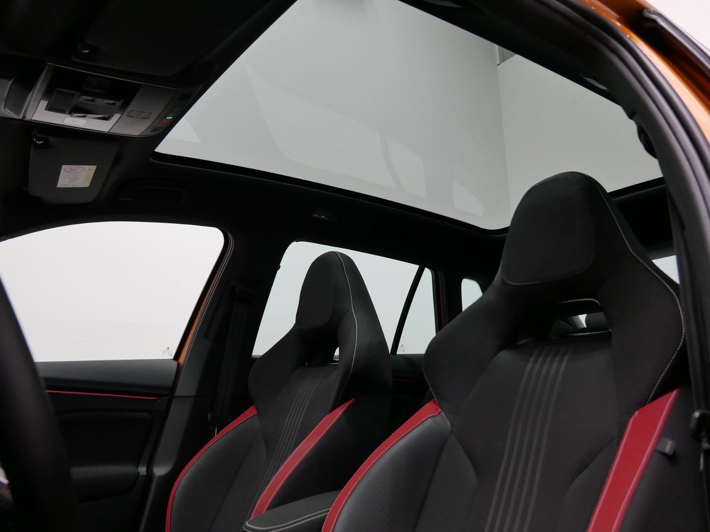 Škoda Kamiq DSG/MonteCarlo/PANORAMA/KAMERA/CZ/DPH