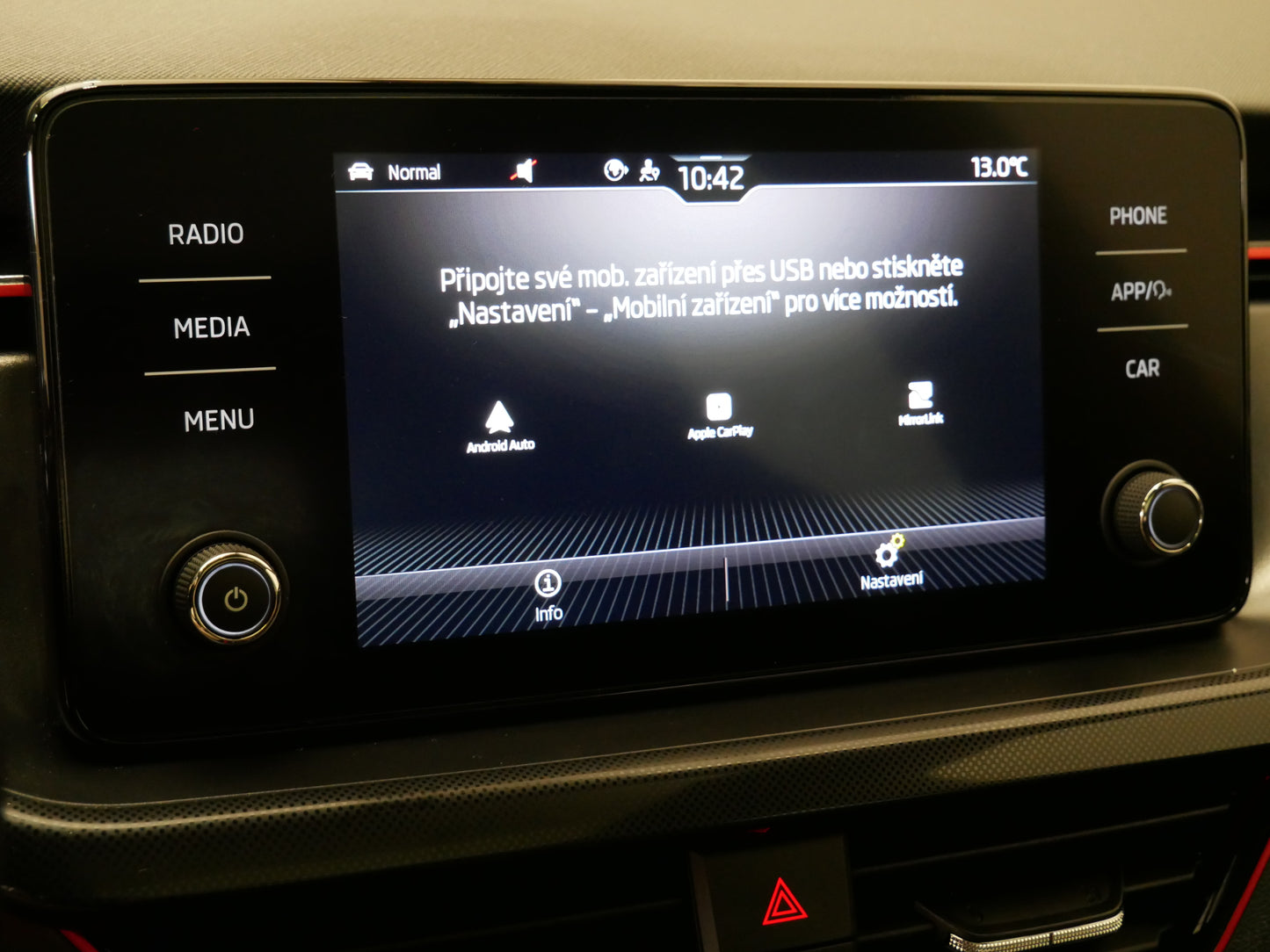 Škoda Kamiq DSG/MonteCarlo/PANORAMA/KAMERA/CZ/DPH