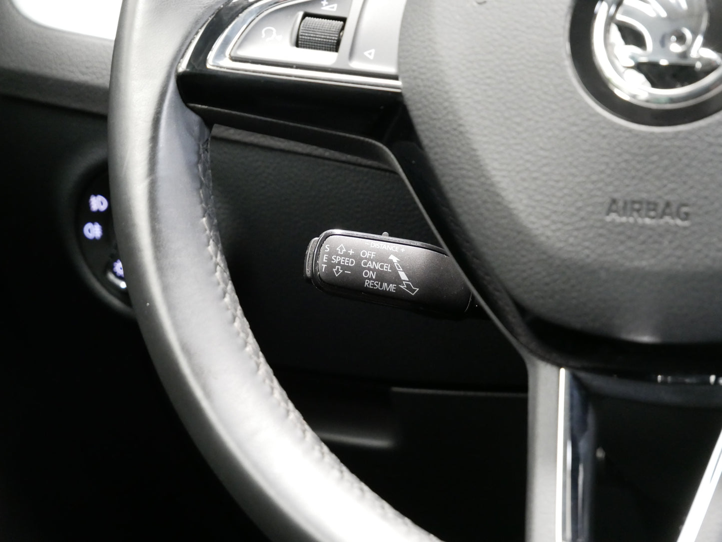 Škoda Superb 2.0 TDI/140kW/DSG/XENON/SERVIS/EL.VÍKO