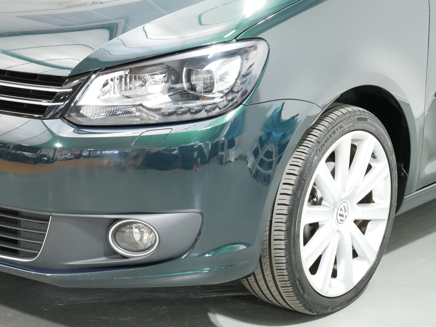 Volkswagen Touran 1.4 TSI/103kW/HIGHLINE/PANORAMA/XENONY/SERVIS