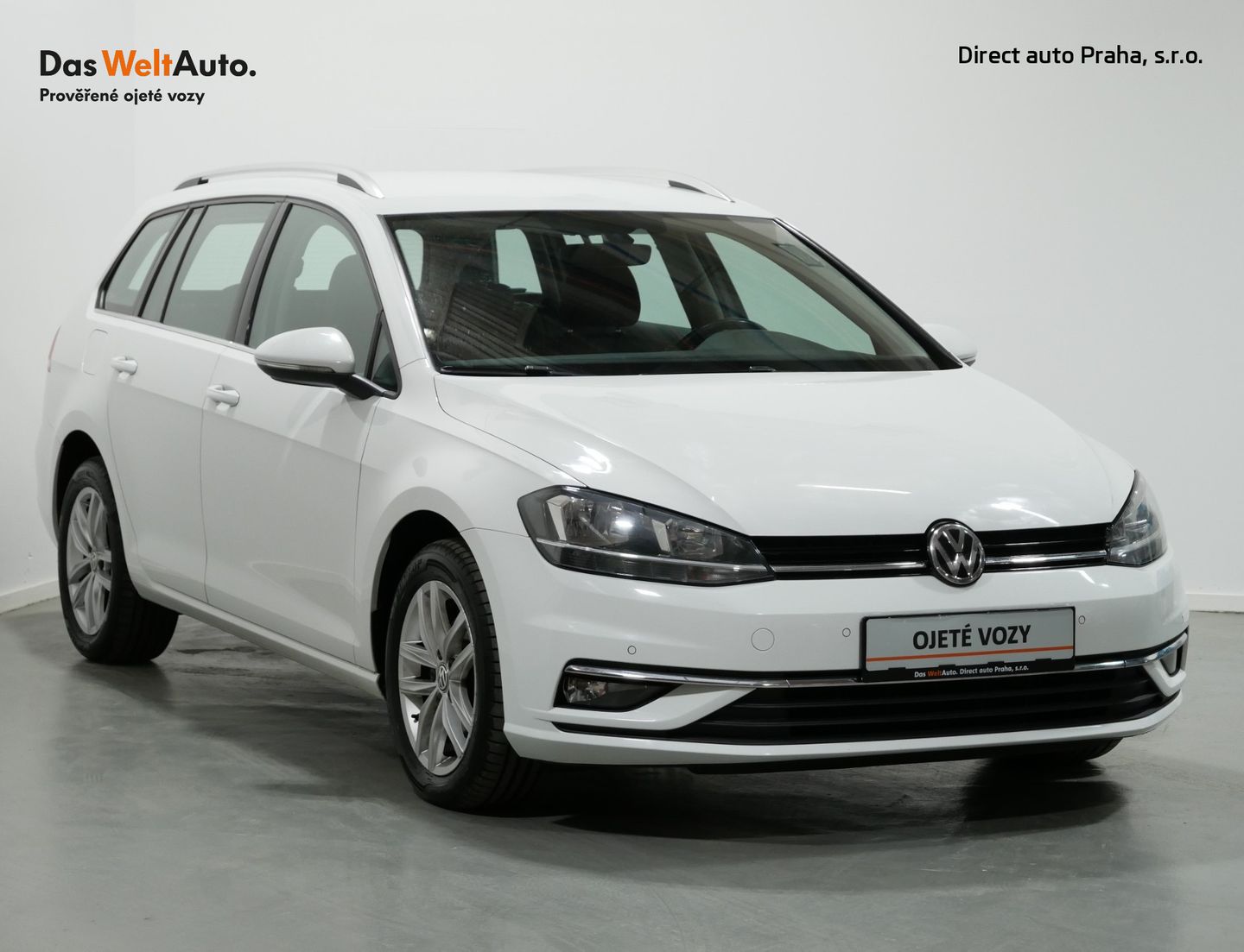 Volkswagen Golf 1.6 TDI 85kW DSG SERVIS 2. MAJ