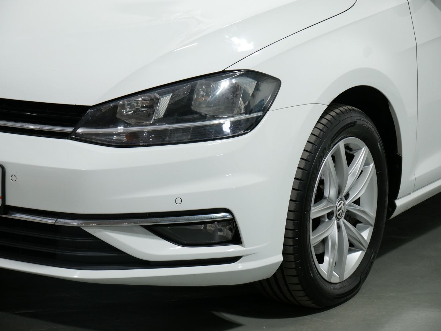 Volkswagen Golf 1.6 TDI 85kW DSG SERVIS 2. MAJ