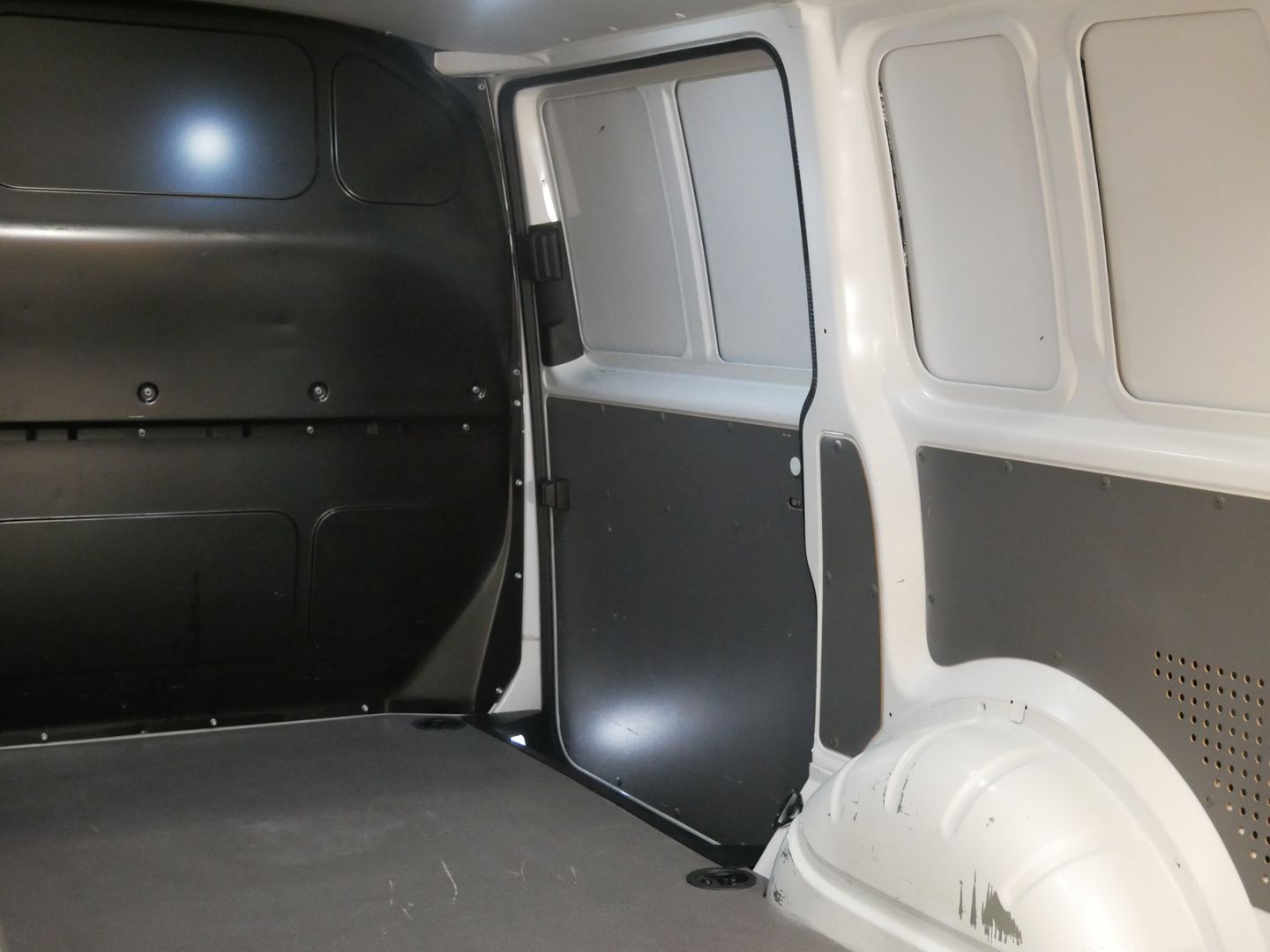 Volkswagen Transporter - skříňový vůz 2.0 TDI/CZ/DPH/ZÁRUK