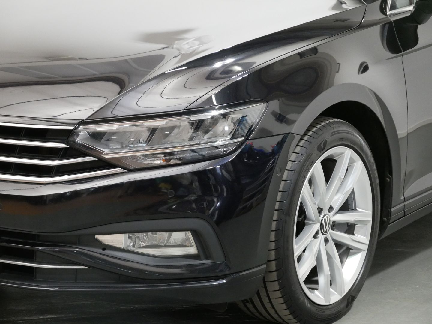 Volkswagen Passat 2.0 TDI/WEBASTO/NAVI/DPH/KAMERA/EL.VÍKO/HARMAN/MAS