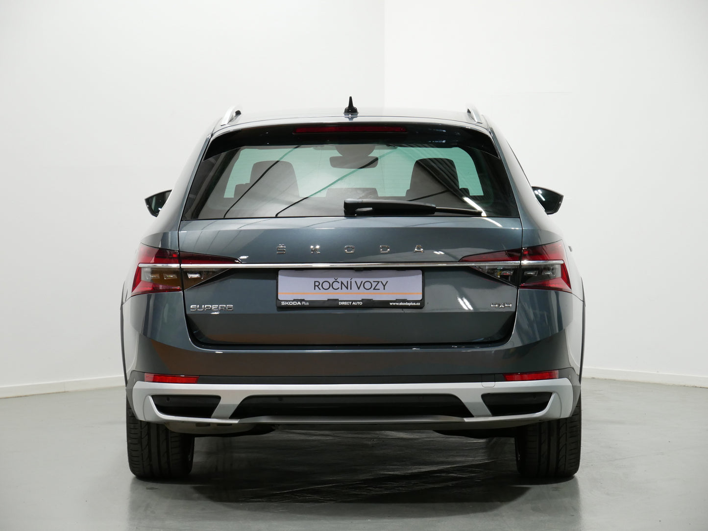 Škoda Superb 2.0 TDI/147kW/DSG/4x4/SCOUT/WEBASTO
