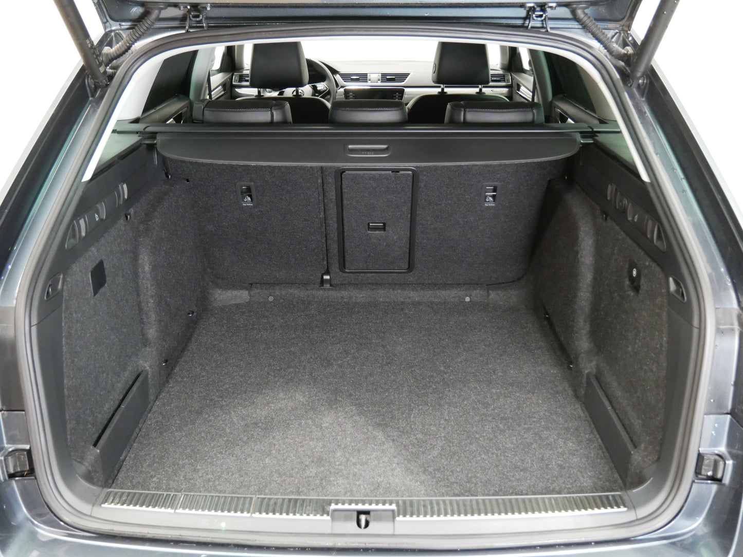 Škoda Superb 2.0 TDI/147kW/DSG/4x4/SCOUT/WEBASTO