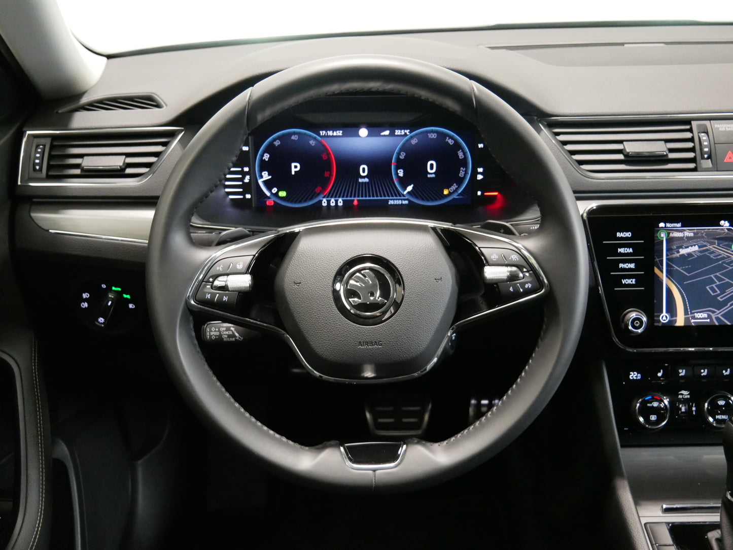 Škoda Superb 2.0 TDI/147kW/DSG/4x4/SCOUT/WEBASTO