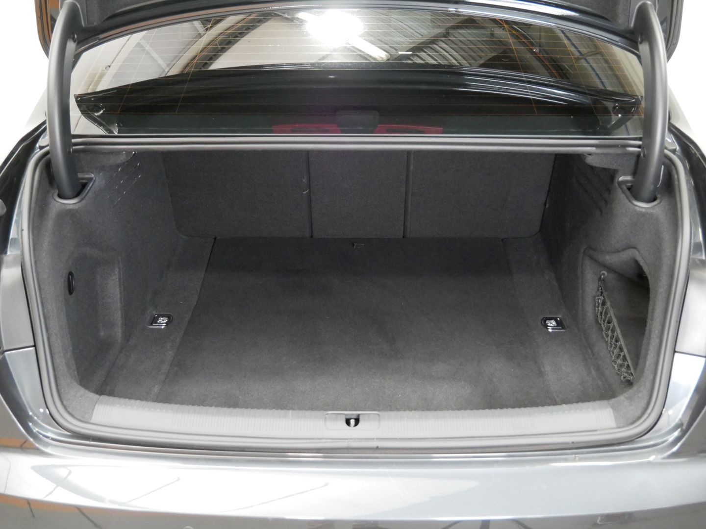 Audi A4 2.0 TDI 140 kW S-line