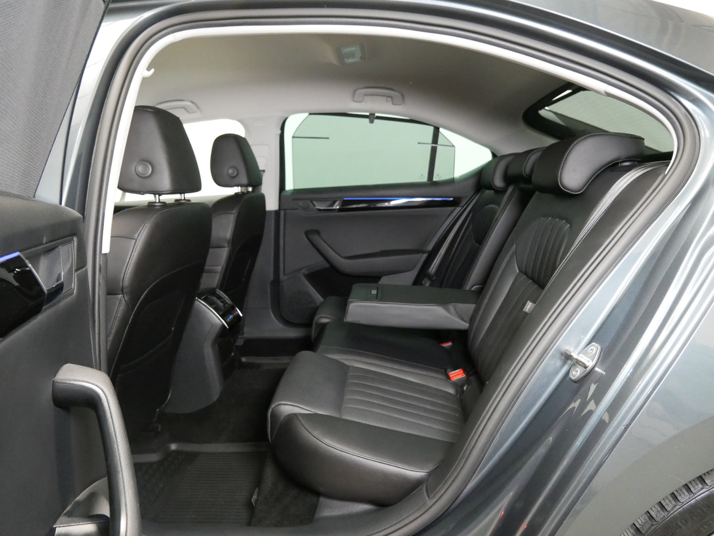 Škoda Superb 2.0 TDI/140kW/4x4/DSG/L&K/WEBASTO