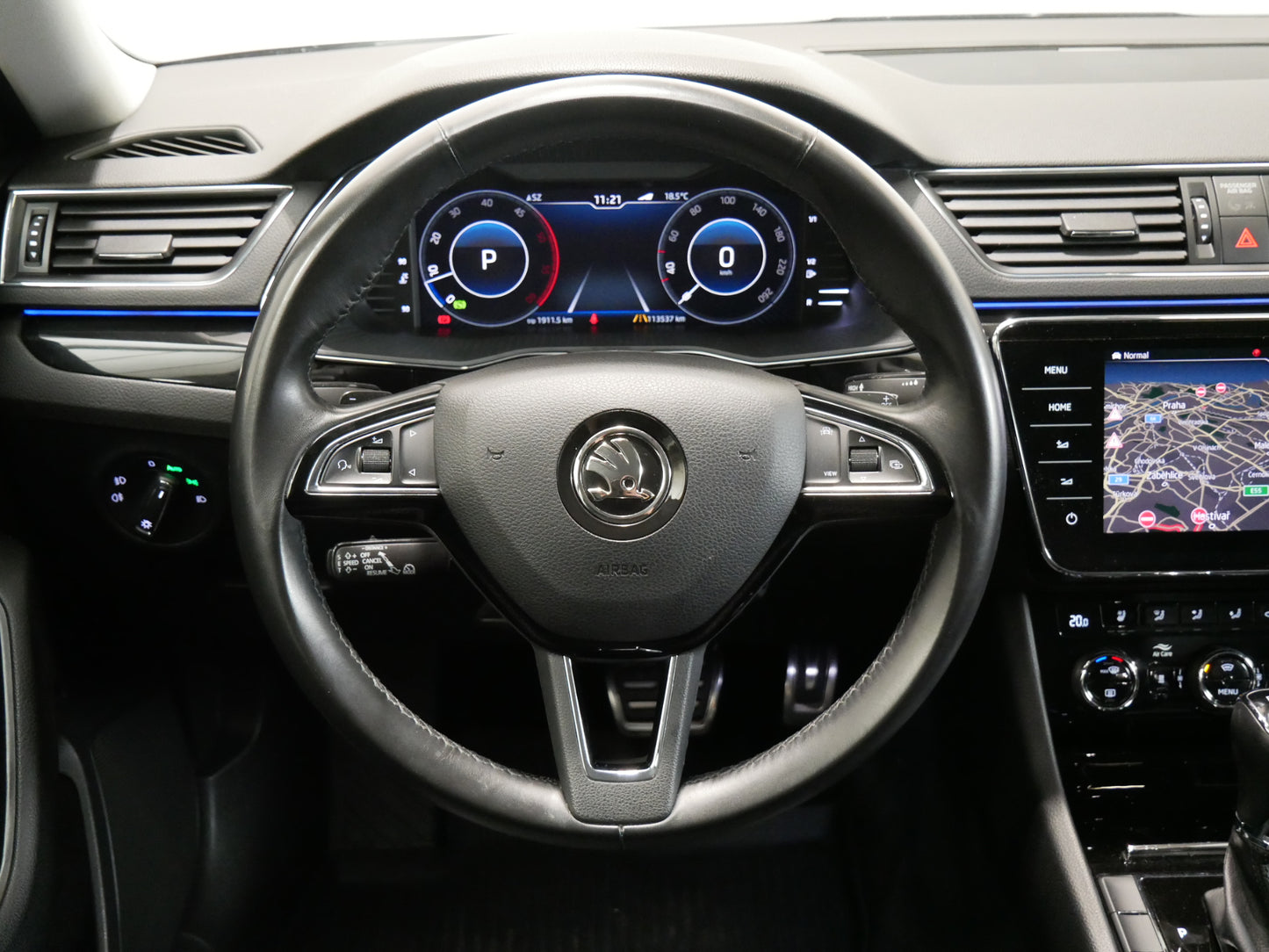 Škoda Superb 2.0 TDI/140kW/4x4/DSG/L&K/WEBASTO