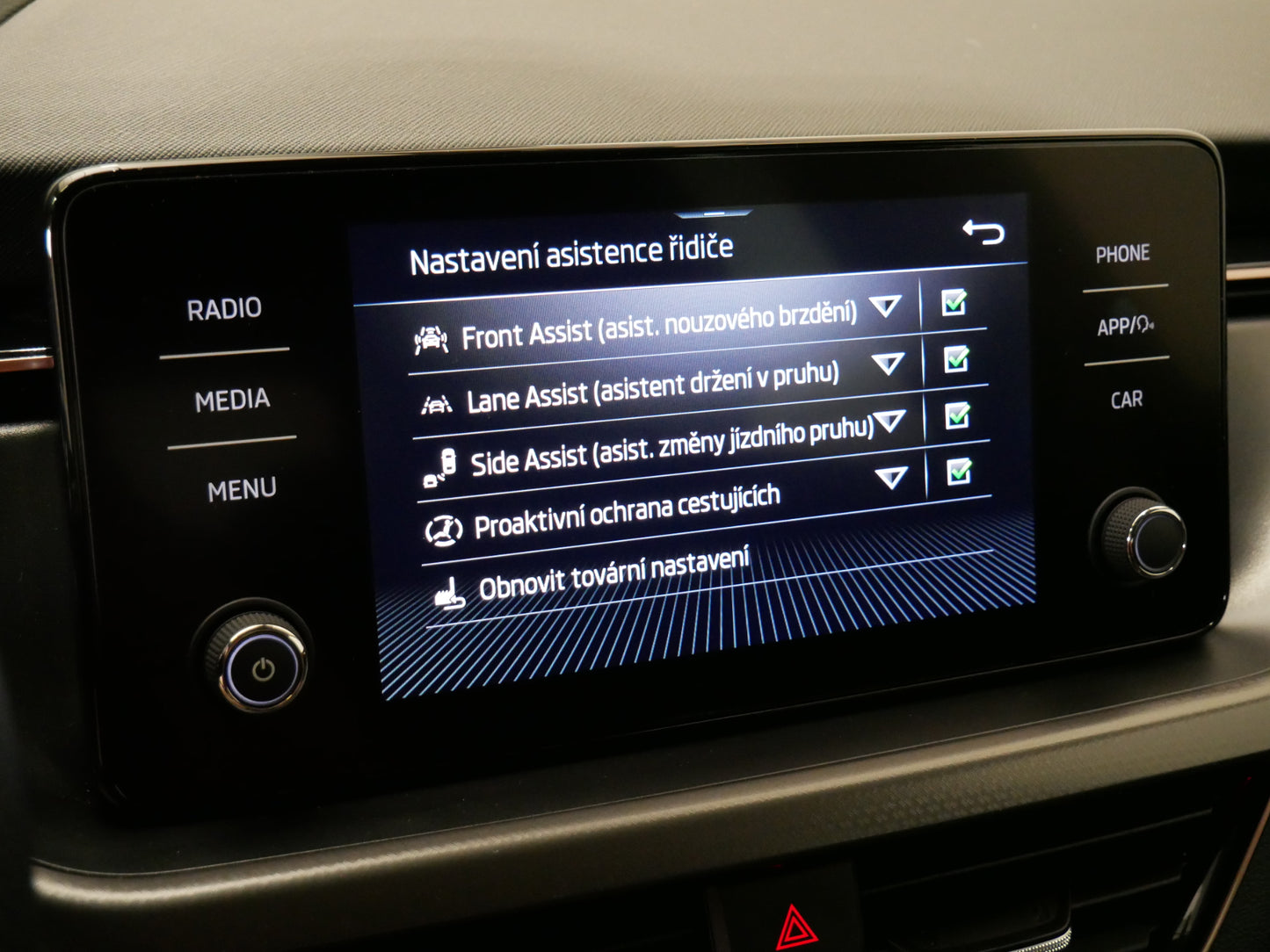 Škoda Kamiq 1.5 TSI/110kW/DSG/STYLE/EL.5DVEŘE/ZÁRUKA