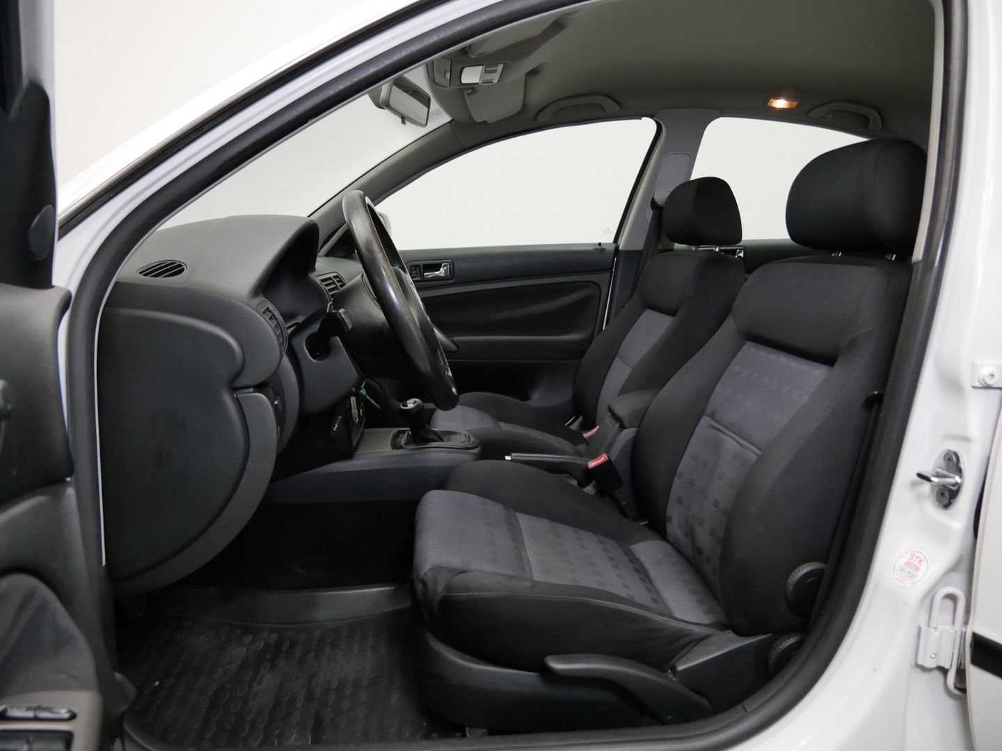 Volkswagen Passat 1.9 TDI/96kW/DIGIKLIMA/TAŽNÉ