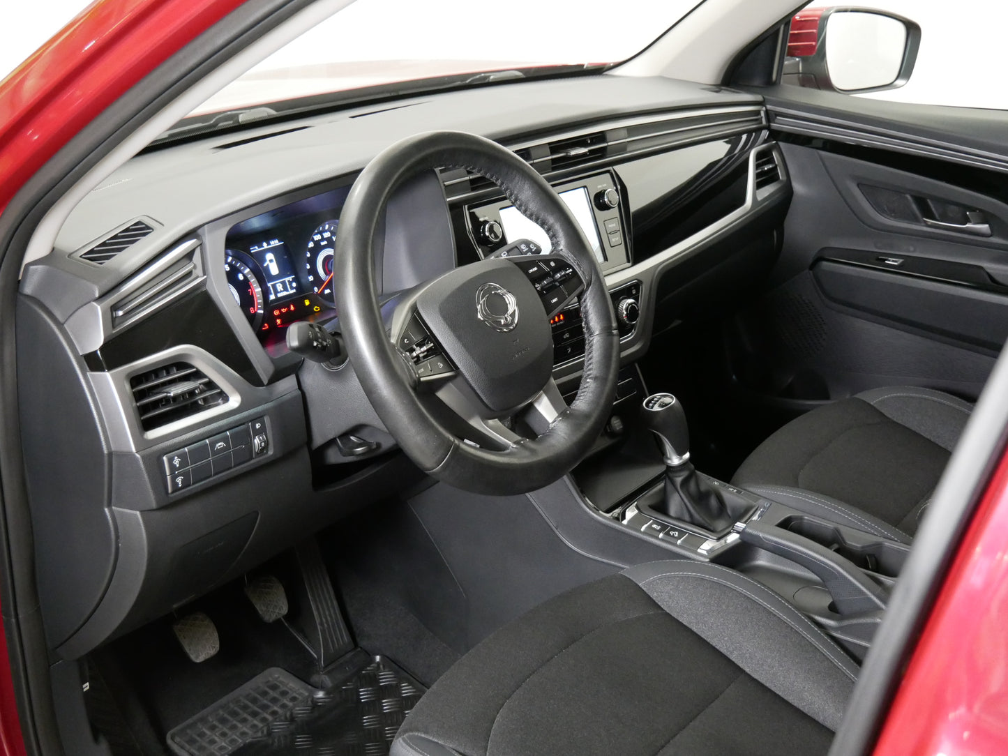 Ssang Yong Korando 1.5 T-GDI/120kW/TAŽNÉ/KAMERA/SERVIS
