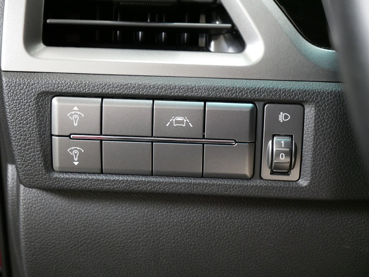 Ssang Yong Korando 1.5 T-GDI/120kW/TAŽNÉ/KAMERA/SERVIS