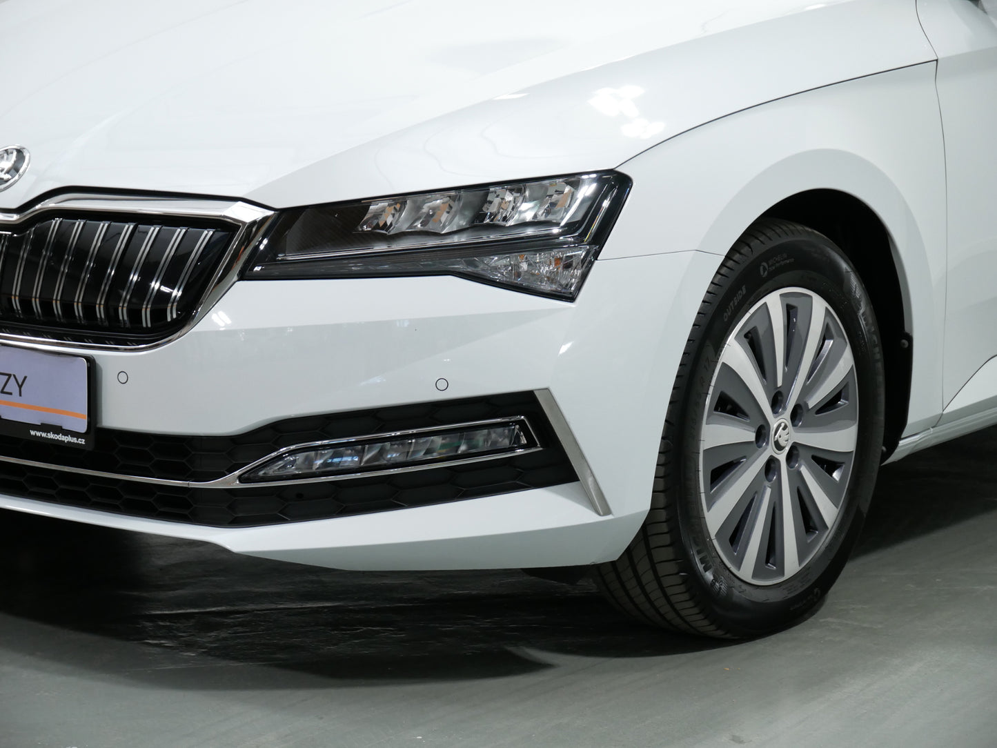 Škoda Superb iV iV/160 kW/DSG/LED/NAVI/DCC/DPH/ZÁRUKA/VirtualCOCKP