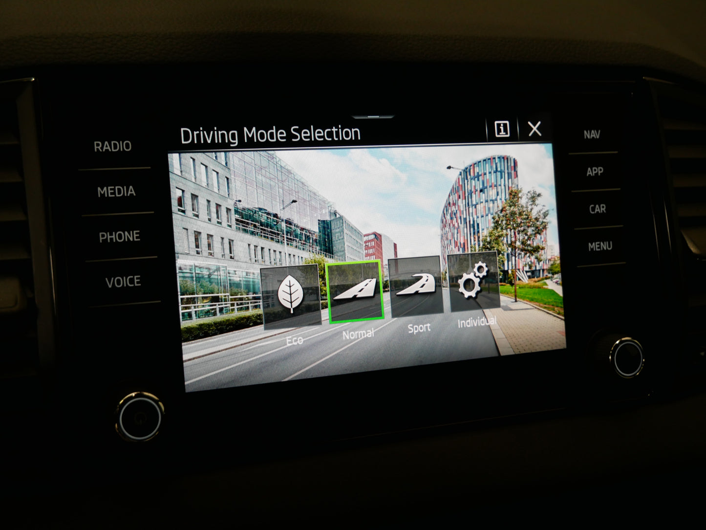 Škoda Karoq 1.5 TSI Sportline